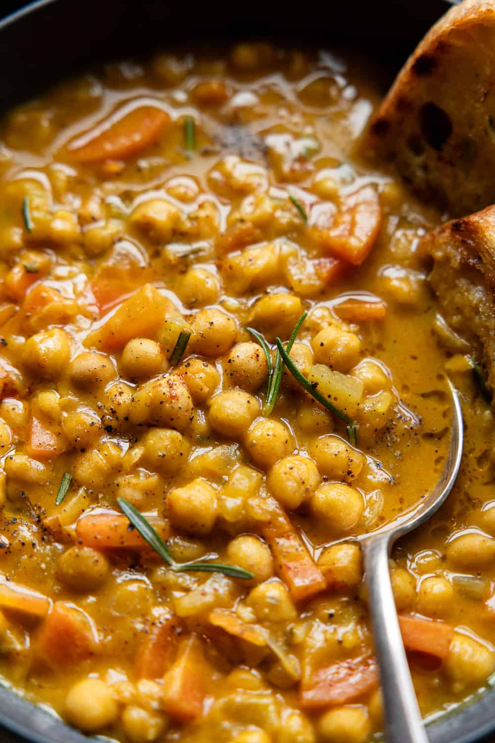 Healthy Vegan Chickpea Soup: Creamy Mediterranean Flavors